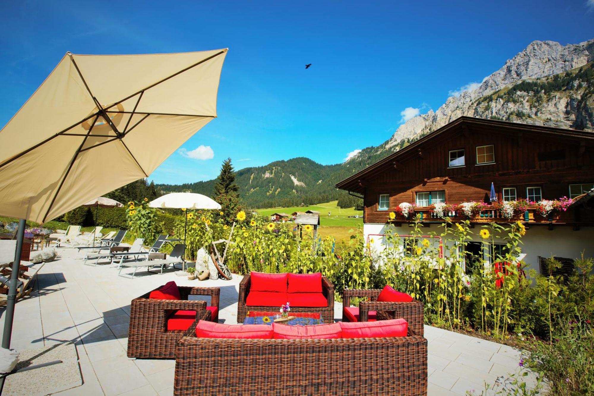 Landgasthof Schuster Nesselwängle Exteriör bild
